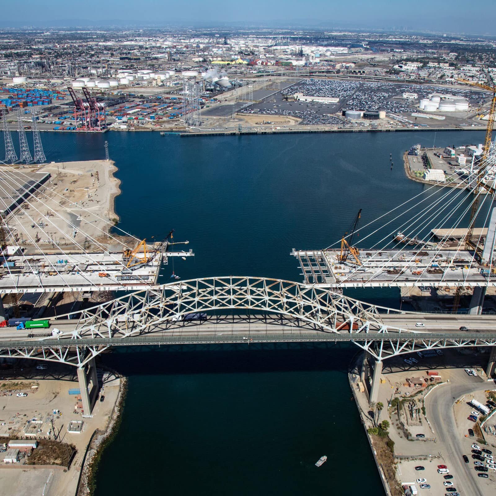 Long Beach International Gateway Bridge takes Shape